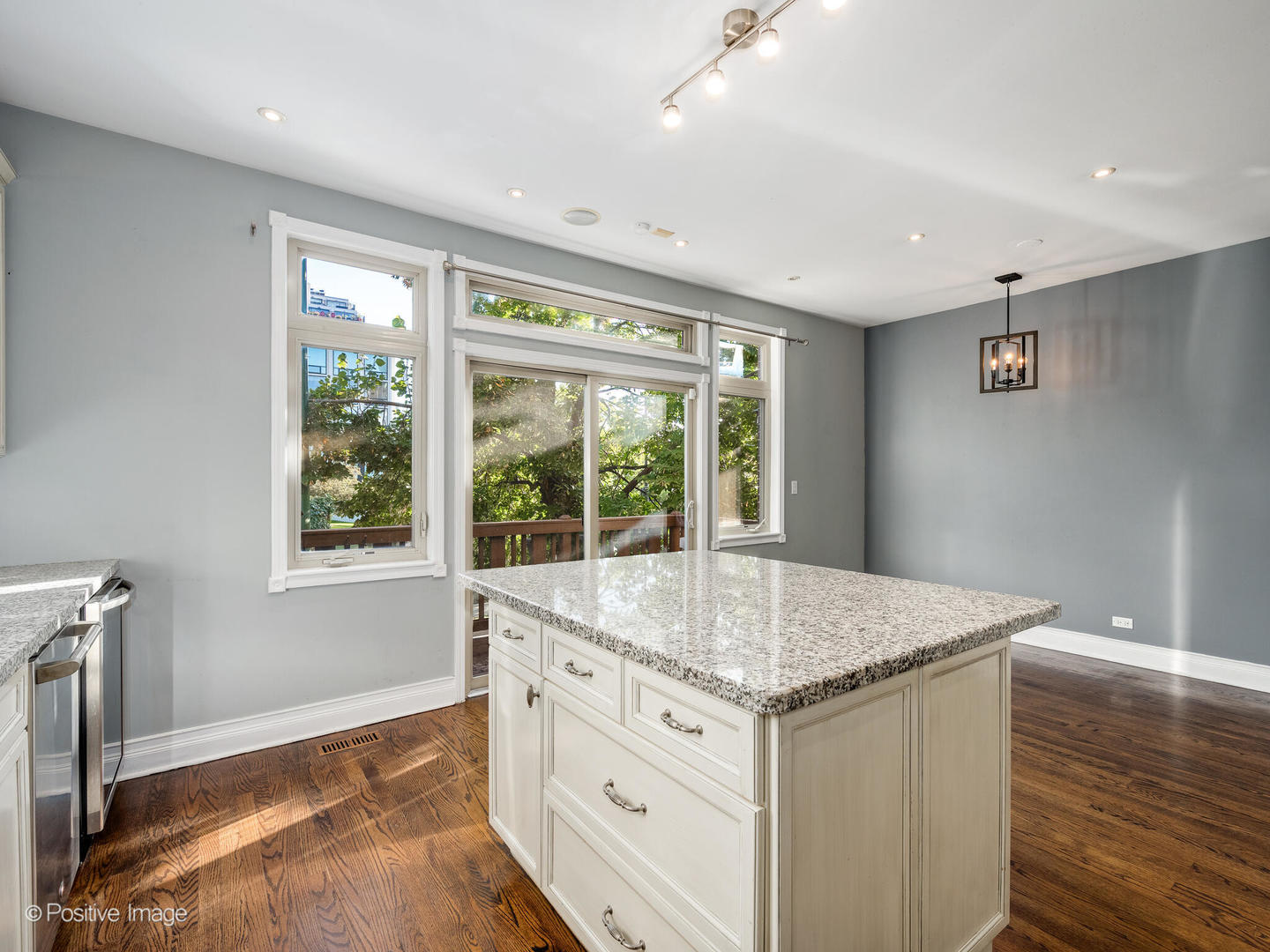 66 West 15th Street Chicago, IL 60605 - Photo 17 of 27