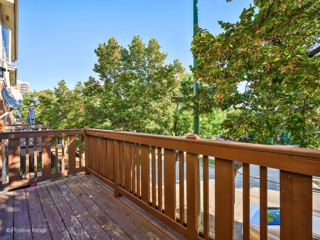 $1,195,000 | 66 West 15th Street, Chicago, IL 60605