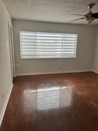 $2,500 | 1373 West 69th Street, Hialeah, FL 33014