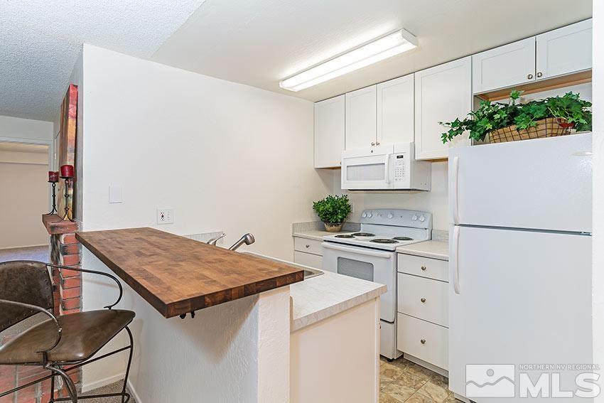 4841 Reggie Road Reno, NV 89502 - Photo 6 of 14 Photo 6