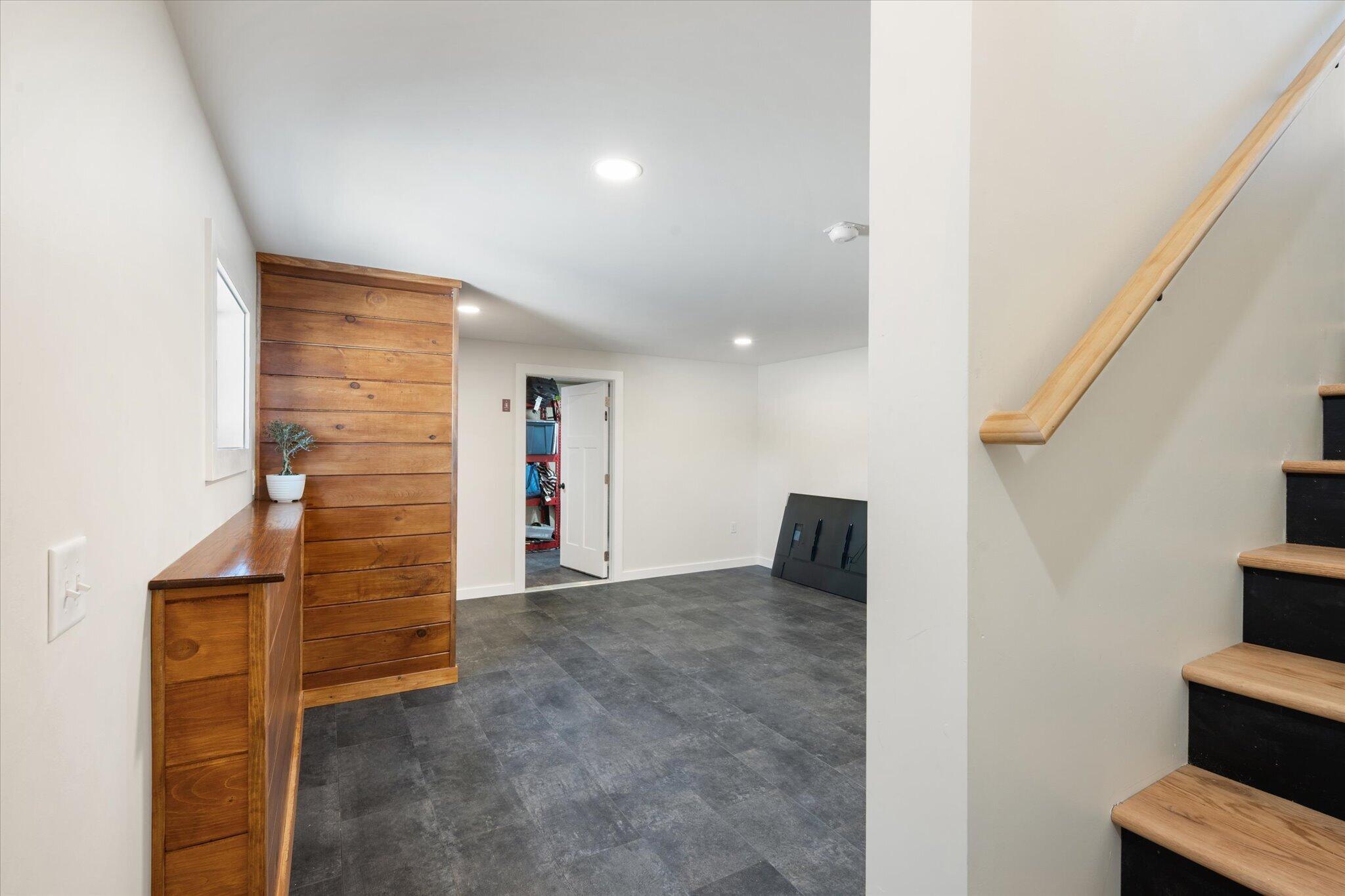 1431 Kennebec Road Hampden, ME 04444 - Photo 31 of 56 31-Lower Level