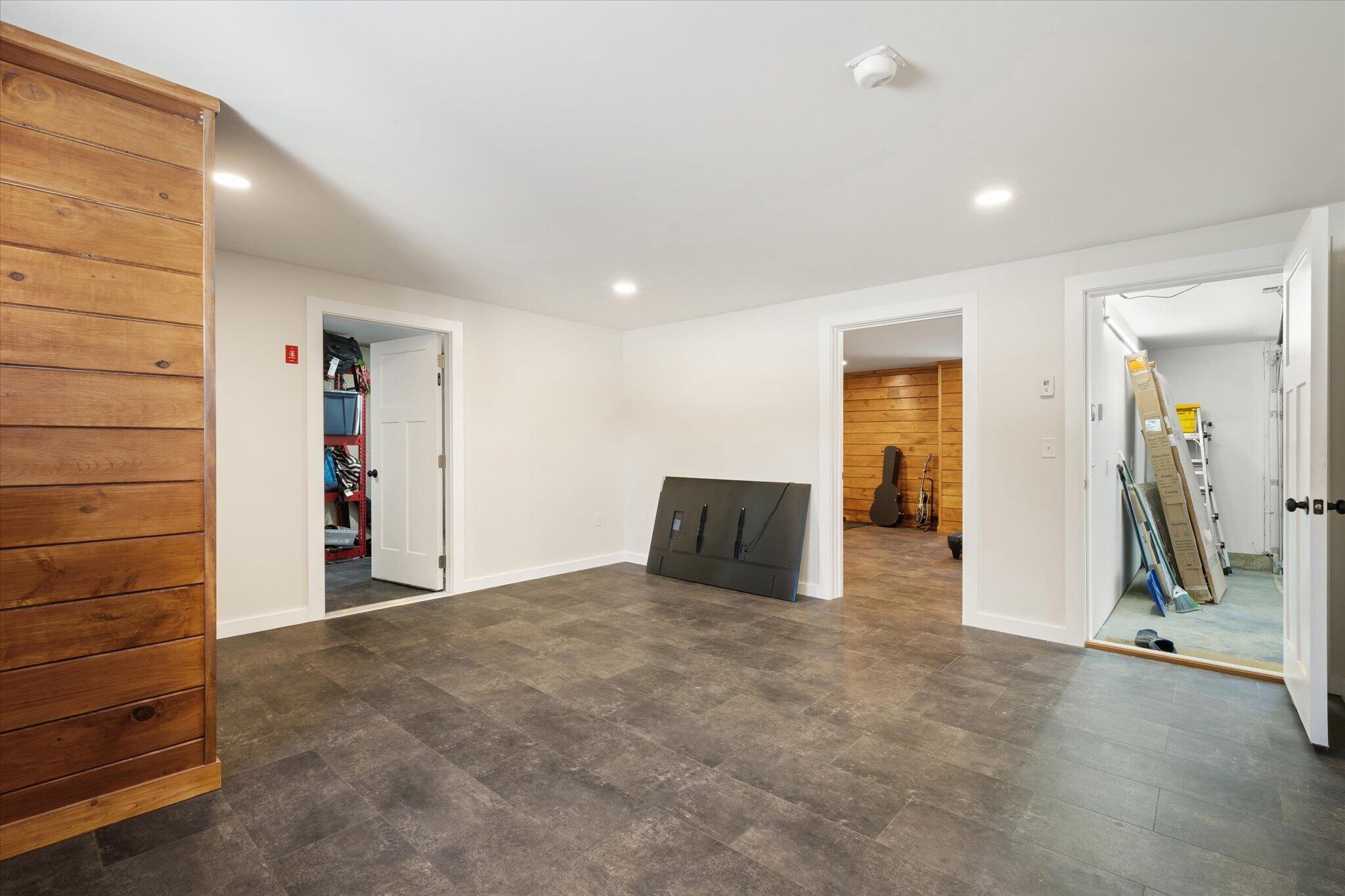 1431 Kennebec Road Hampden, ME 04444 - Photo 32 of 56 32-Lower Level