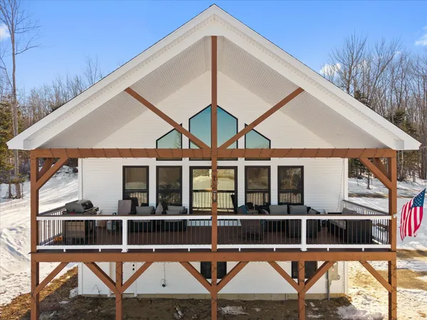 $574,900 | 1431 Kennebec Road, Hampden, ME 04444