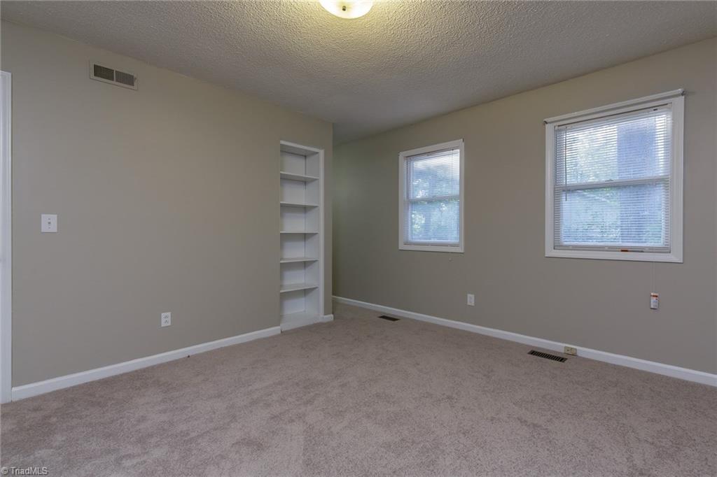 2002 Rendall Street Burlington, NC 27215 - Photo 14 of 24 Gallery Image 14
