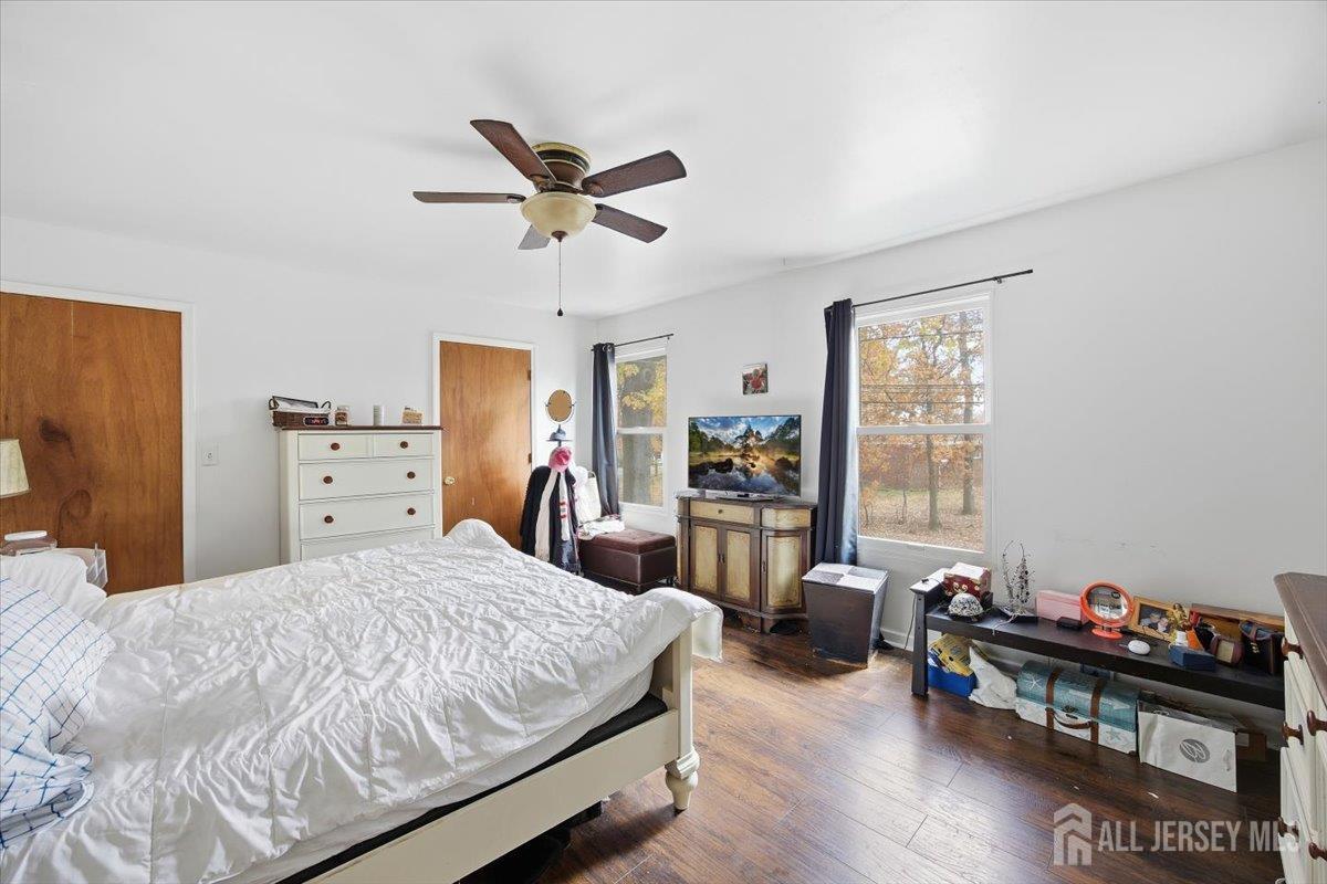 680 Main Street Fords, NJ 08863 - Photo 16 of 22