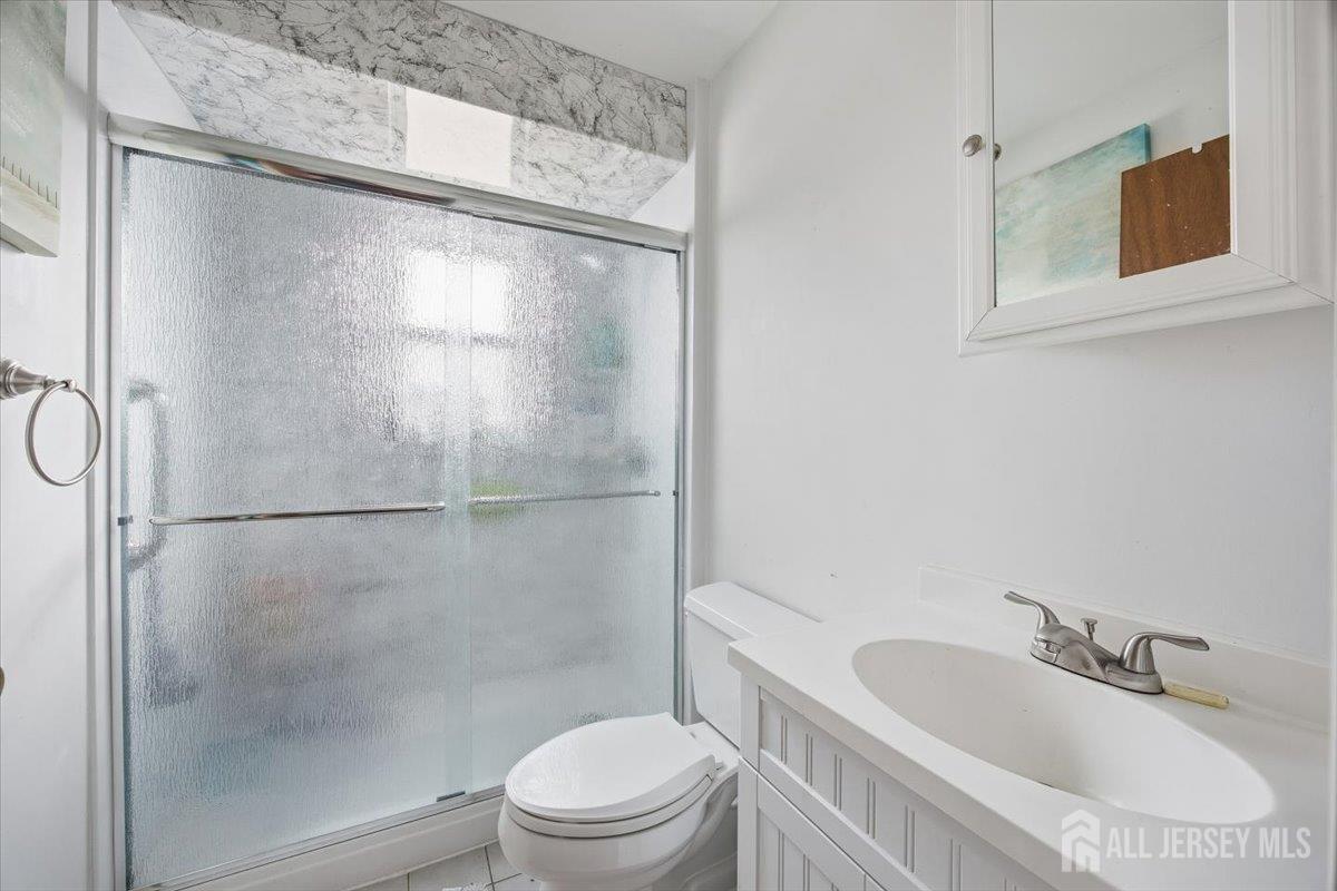 680 Main Street Fords, NJ 08863 - Photo 20 of 22