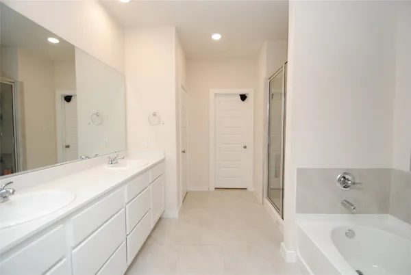 $3,000 | 7143 Clearwater Cv Drive, Cypress, TX 77433