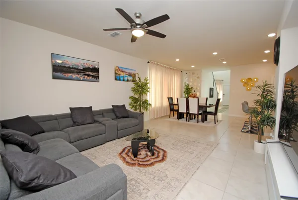 $3,000 | 7143 Clearwater Cv Drive, Cypress, TX 77433