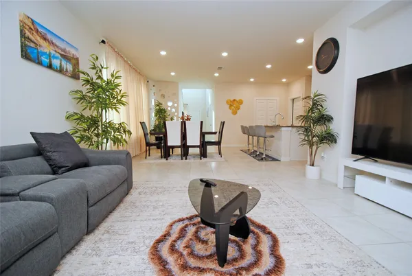 $3,000 | 7143 Clearwater Cv Drive, Cypress, TX 77433