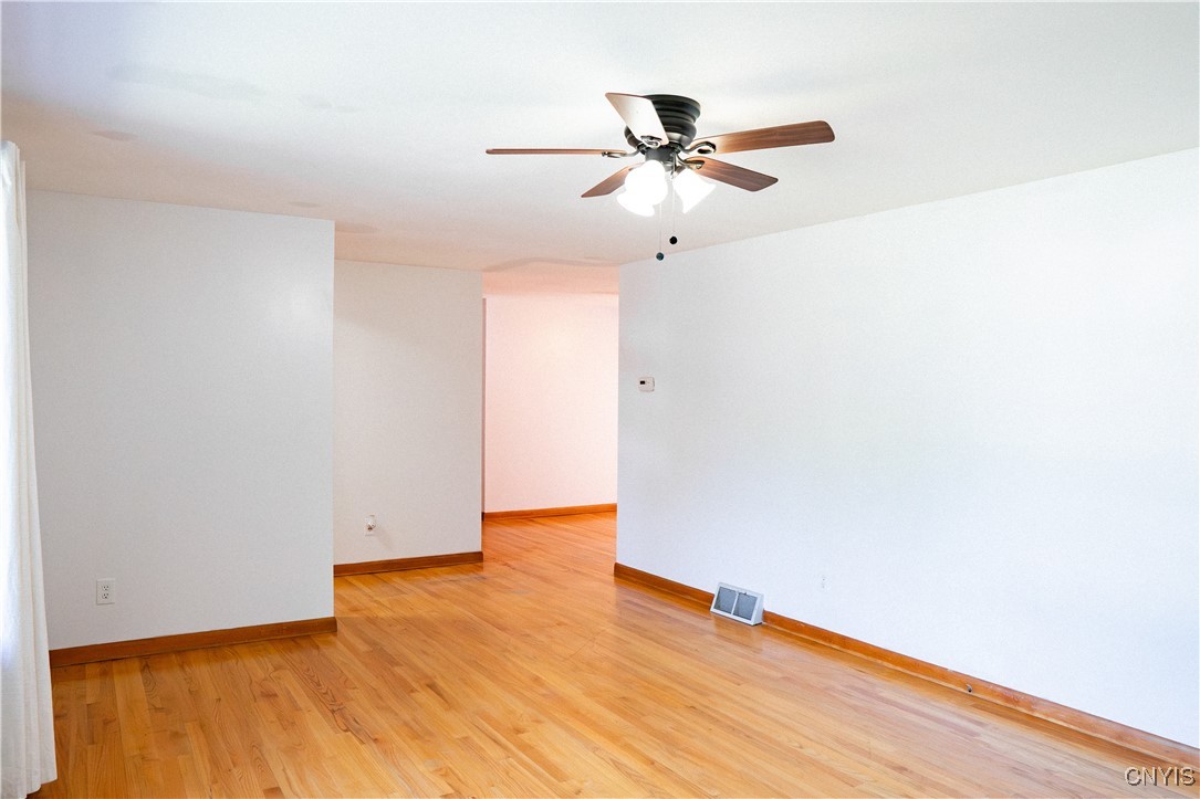 127 Huntshill Road Geddes, NY 13209 - Photo 5 of 30