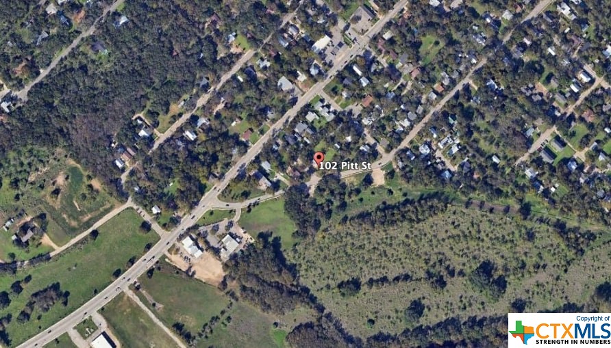 102 Pitt Street San Marcos, TX 78666 - Photo 2 of 6