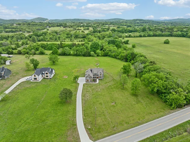 $996,777 | 5915 Cainsville Road, Lebanon, TN 37090