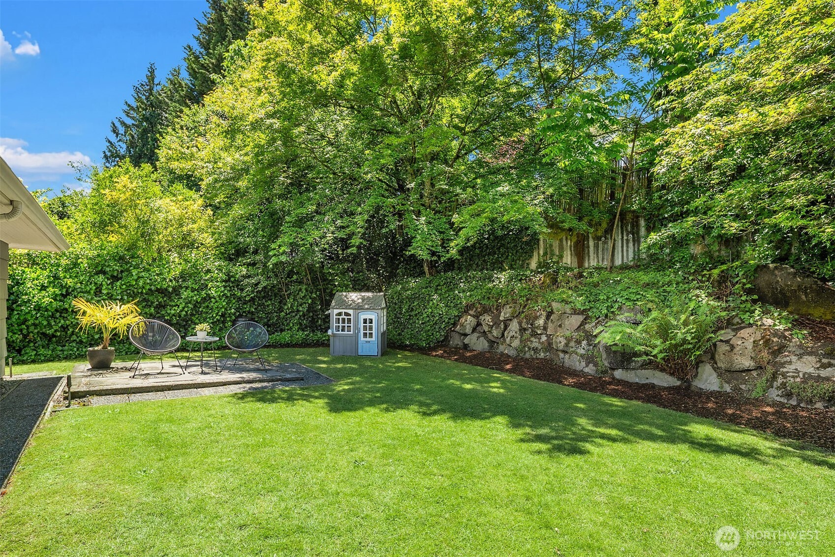 2265 Northeast 73rd Street Seattle, WA 98115 - Photo 22 of 32
