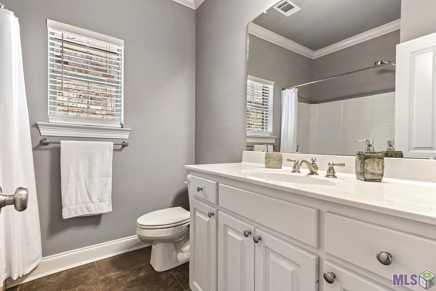 10726 Springtree Avenue Baton Rouge, LA 70810 - Photo 14 of 15