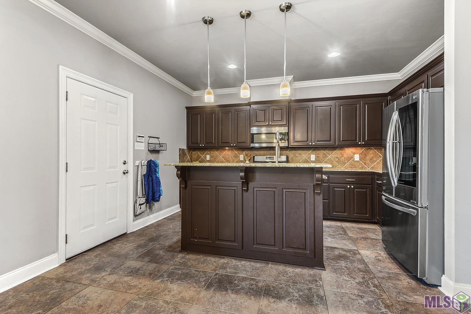 10726 Springtree Avenue Baton Rouge, LA 70810 - Photo 9 of 15