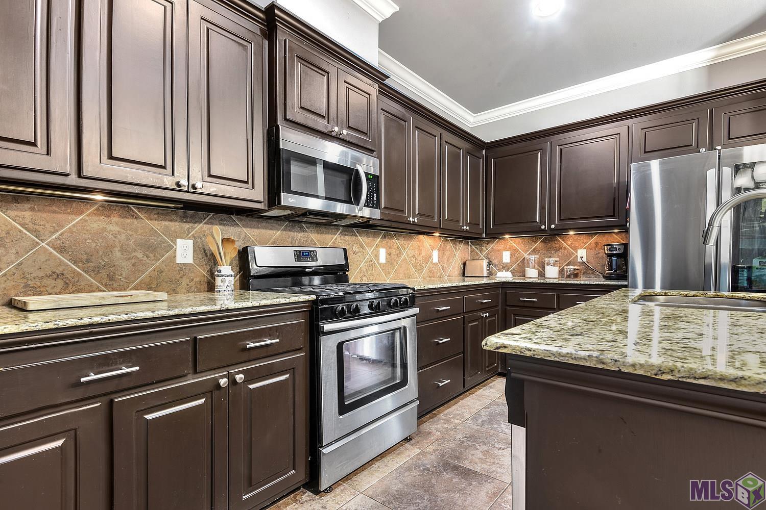 10726 Springtree Avenue Baton Rouge, LA 70810 - Photo 10 of 15