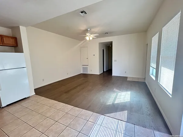$1,195 | 5046 Anacacho Street, San Antonio, TX 78217