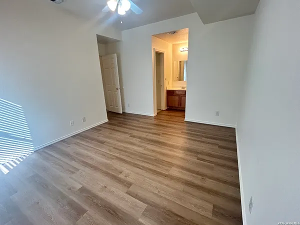 $1,195 | 5046 Anacacho Street, San Antonio, TX 78217