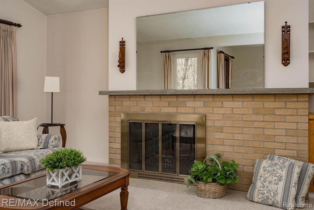 6045 Ronnoco Road Rochester Hills, MI 48306 - Photo 8 of 40