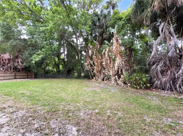 $660,000 | 680 Macglenross Drive, Oviedo, FL 32765