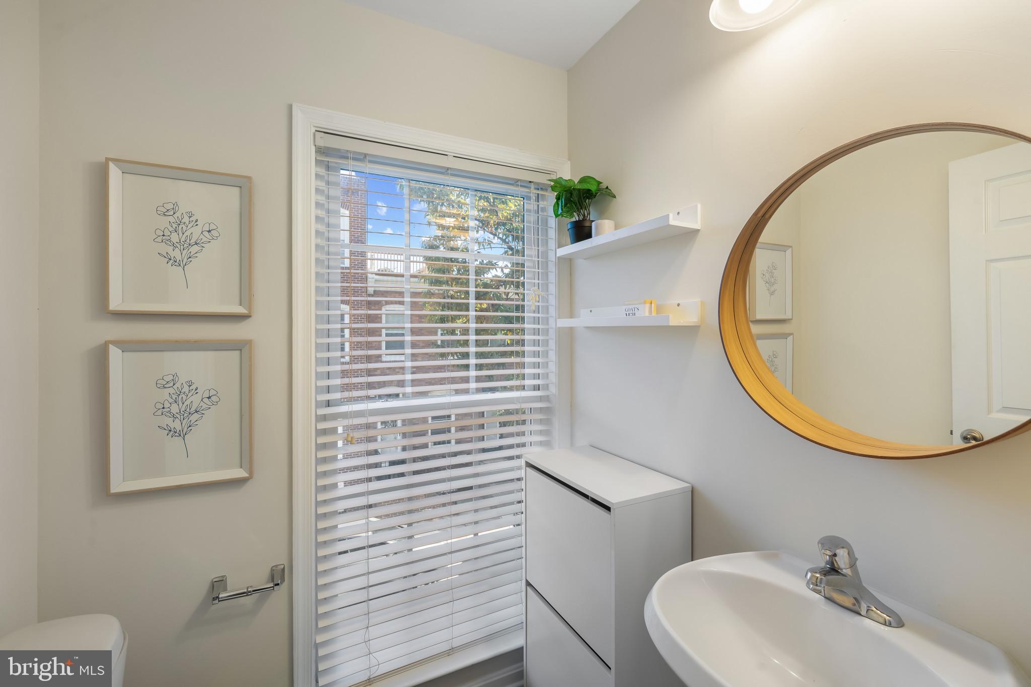 608 South Glover Street Baltimore, MD 21224 - Photo 15 of 41 1/2 Bathroom at 2nd level