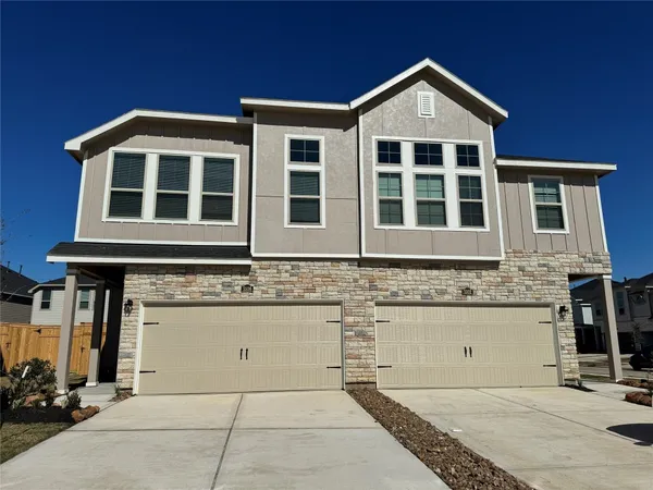 $2,350 | 5506 Amber Brook Lane, Fulshear, TX 77441