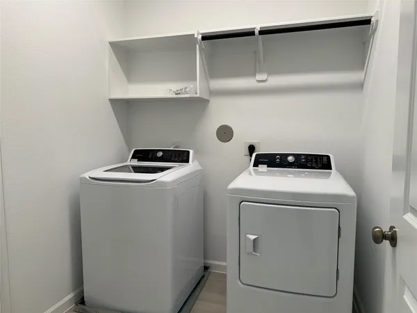 $2,350 | 5506 Amber Brook Lane, Fulshear, TX 77441