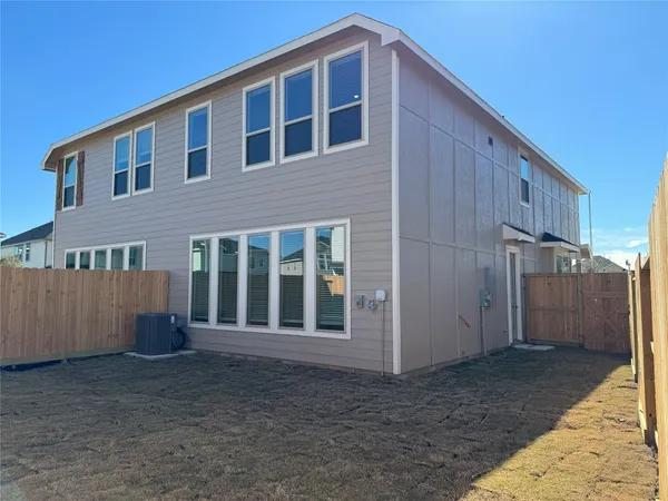 $2,350 | 5506 Amber Brook Lane, Fulshear, TX 77441