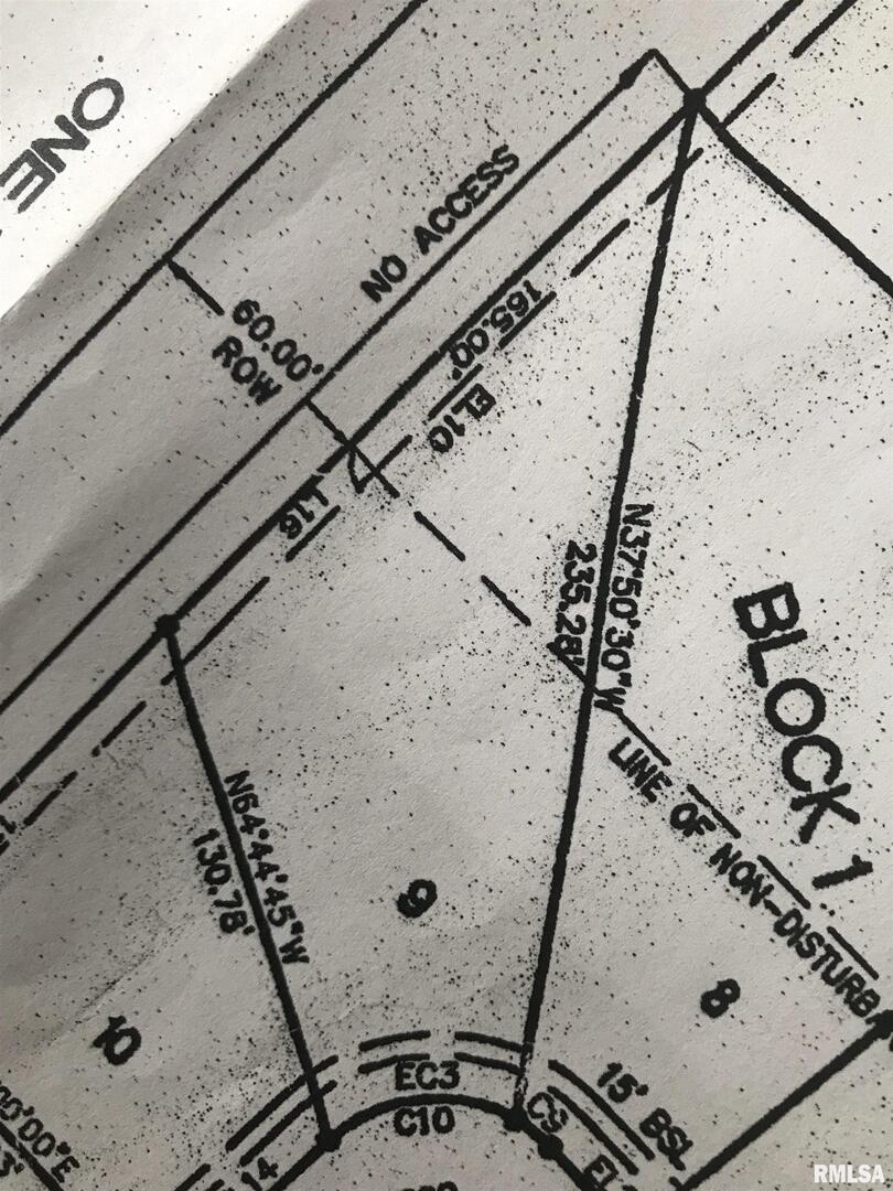 671 7th St Court Moline, IL 61265 - Photo 2 of 6