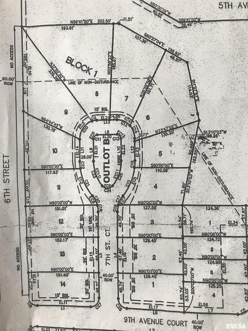 671 7th St Court Moline, IL 61265 - Photo 3 of 6