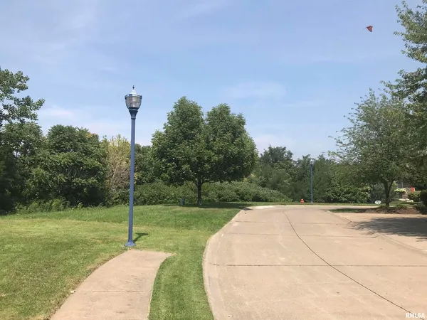 a view of a outdoor space