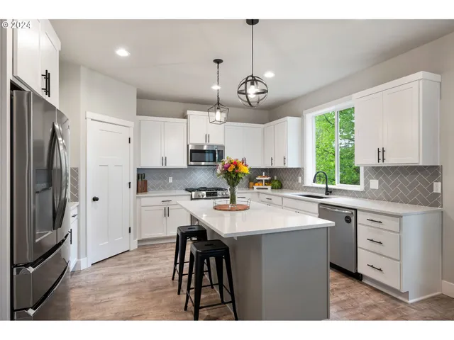 $620,000 | 2188 Southwest Wallula Drive, Gresham, OR 97080