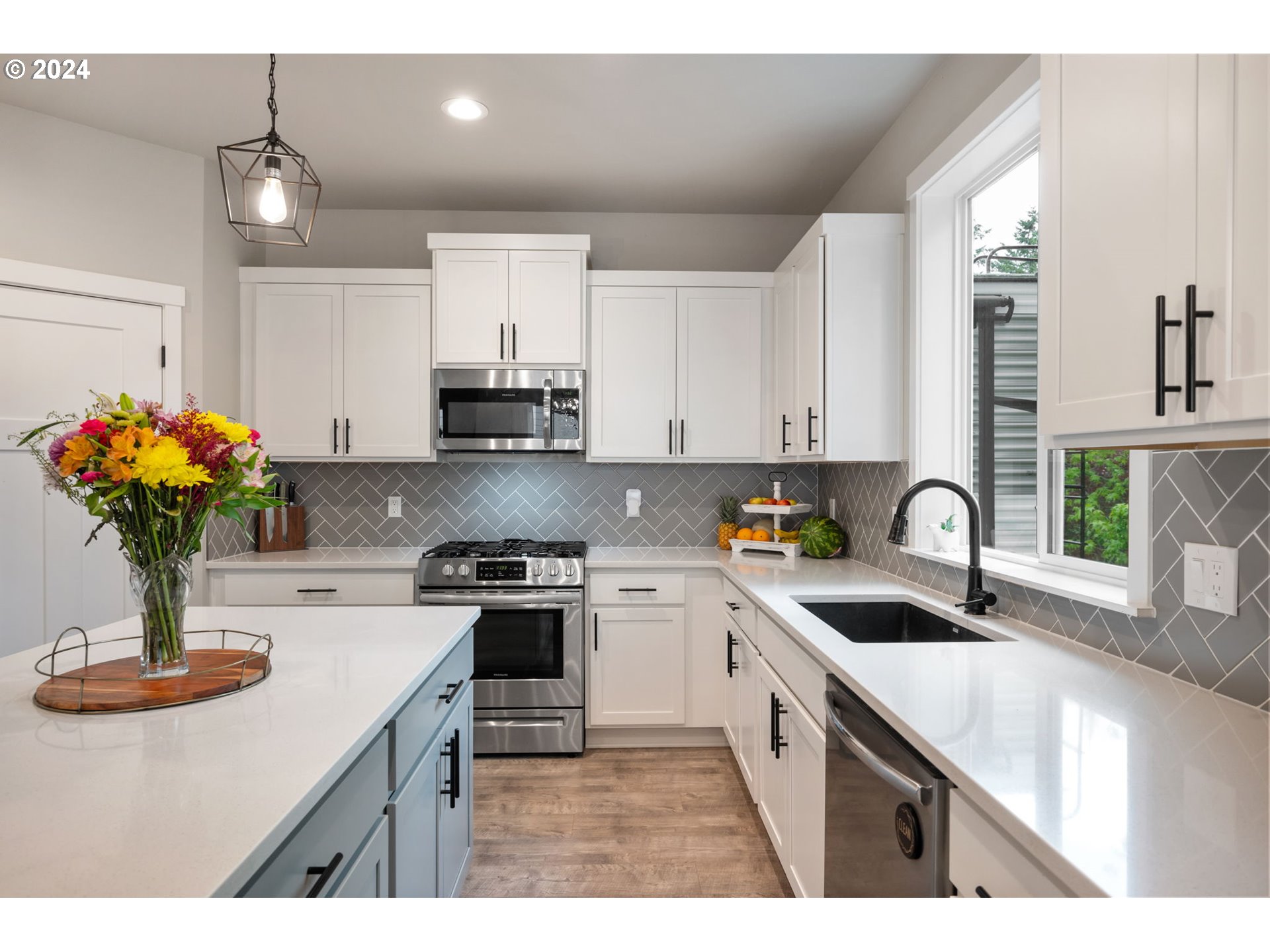 2188 Southwest Wallula Drive Gresham, OR 97080 - Photo 12 of 34