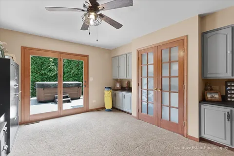 $1,049,000 | 6N729 Old Homestead Road, St. Charles, IL 60175