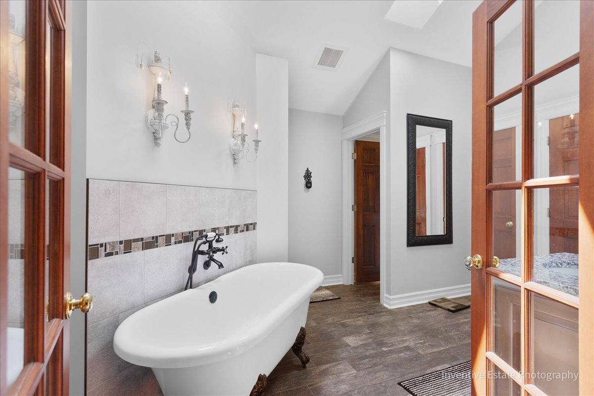 6N729 Old Homestead Road St. Charles, IL 60175 - Photo 22 of 50