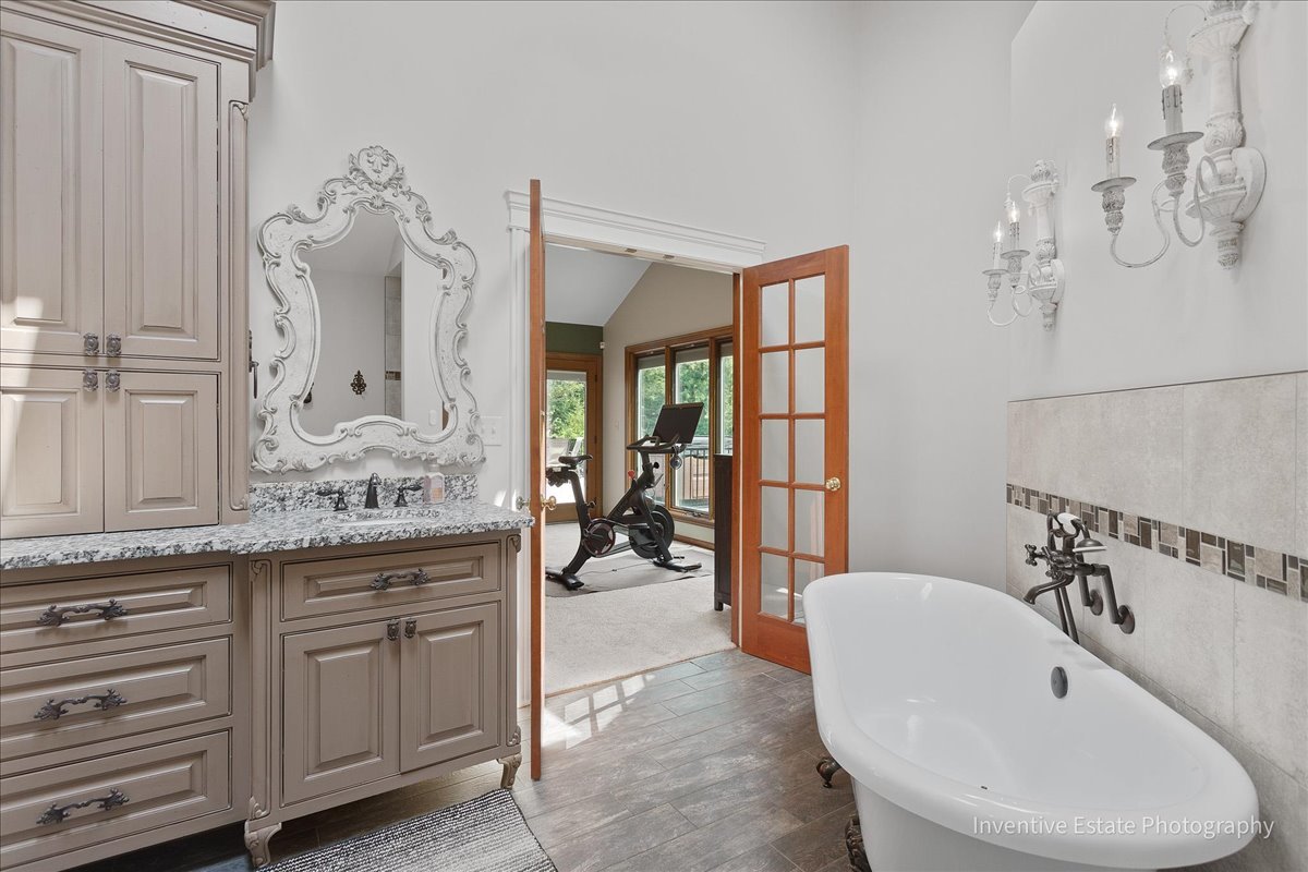 6N729 Old Homestead Road St. Charles, IL 60175 - Photo 23 of 50