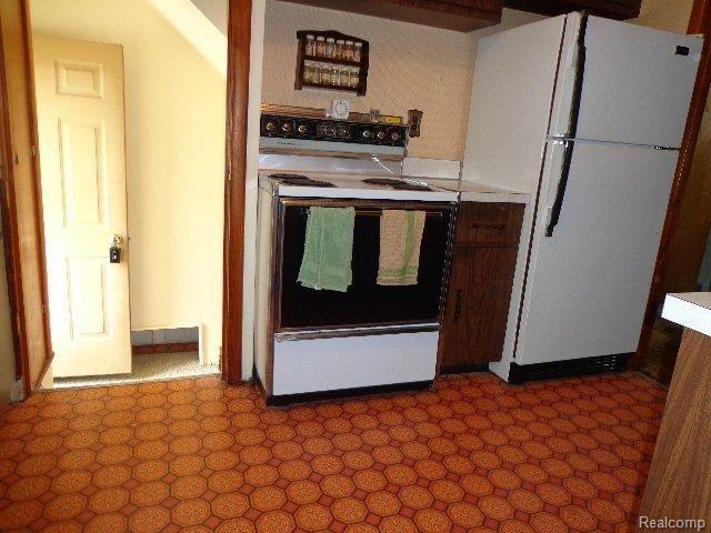 4345 Kendall Road Warren, MI 48091 - Photo 10 of 20 Kitchen