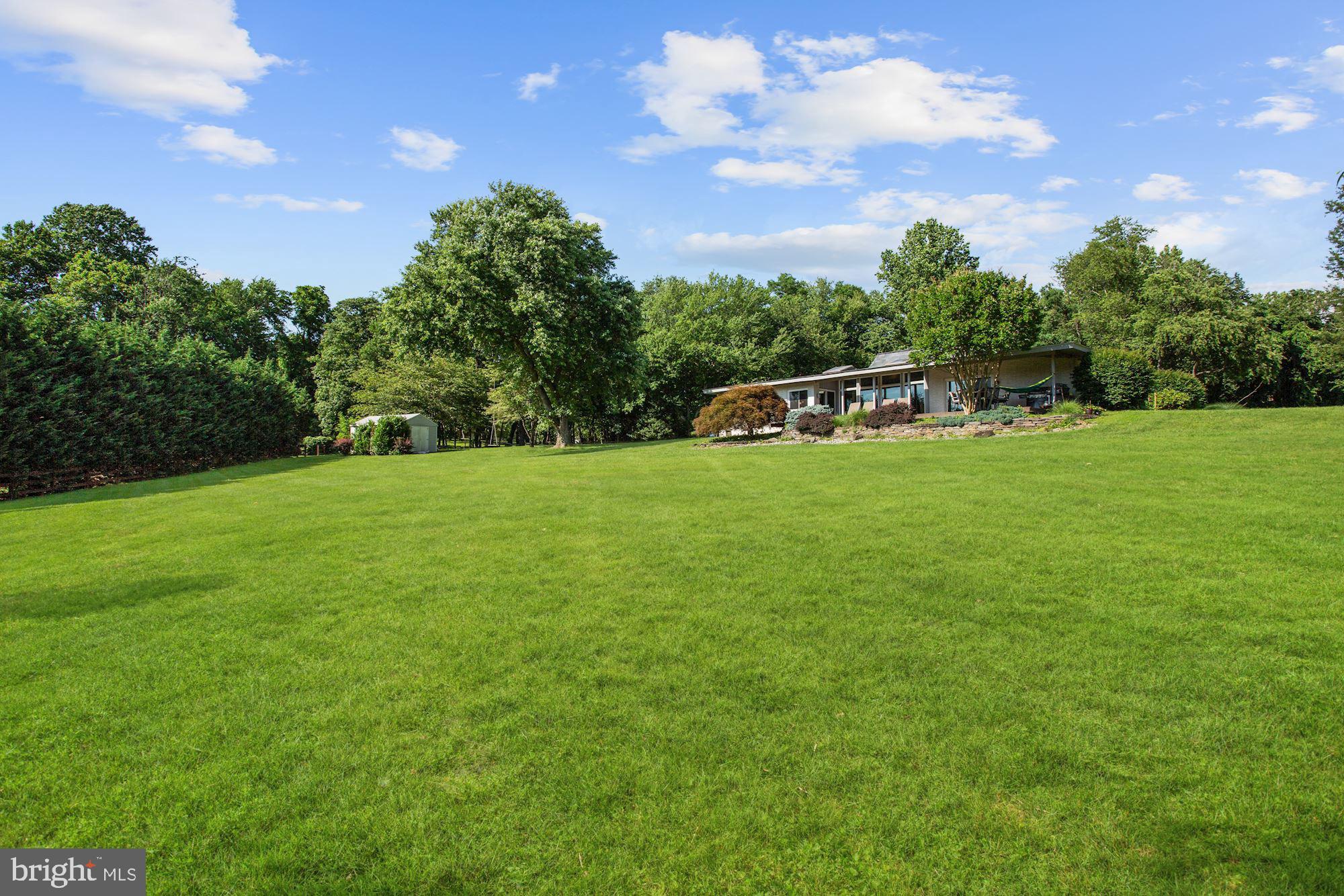 10407 Down Patrick Lane Great Falls, VA 22066 - Photo 34 of 35