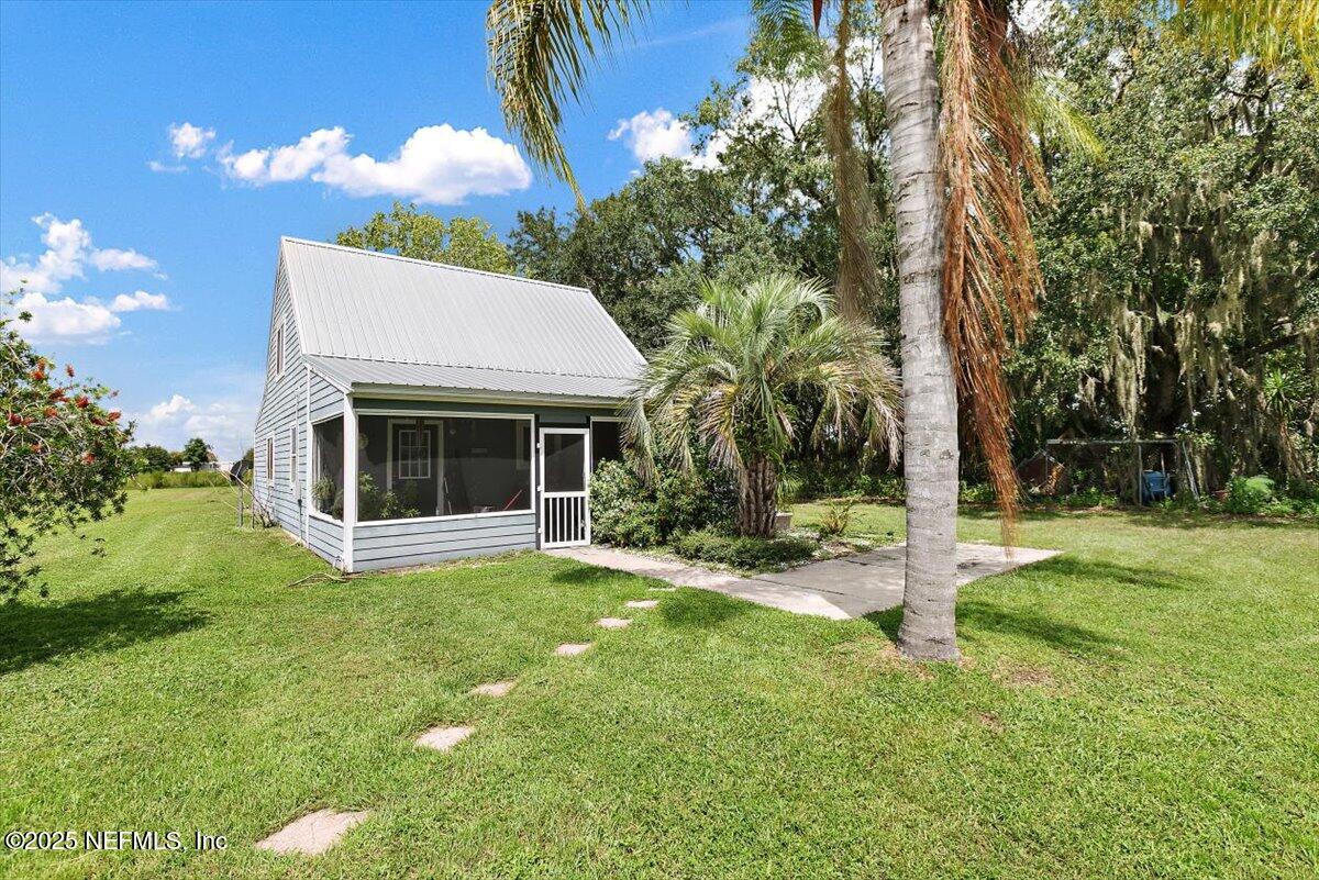 5257 Kelly Road Hastings, FL 32145 - Photo 16 of 34 15-Exterior Back
