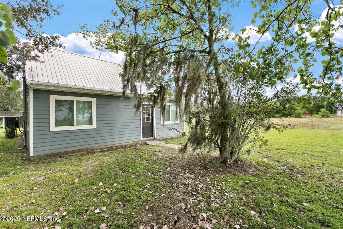 5257 Kelly Road Hastings, FL 32145 - Photo 2 of 34 01-Exterior Front