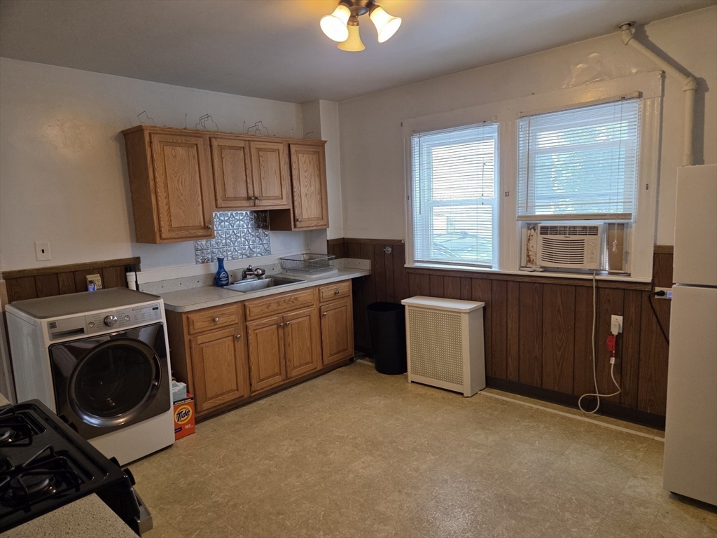21 Olney Street, Unit 1 Watertown, MA 02472 - Photo 8 of 18