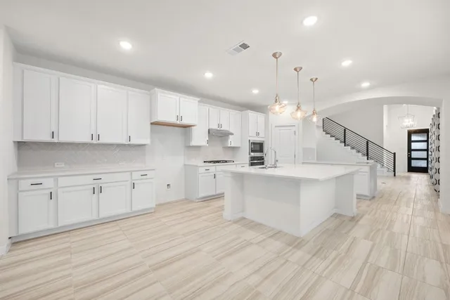 $475,000 | 8119 Prairie Rye Drive, Lago Vista, TX 78645