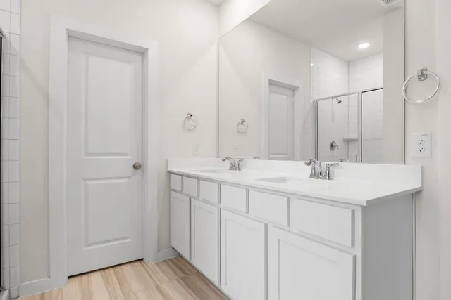 $475,000 | 8119 Prairie Rye Drive, Lago Vista, TX 78645