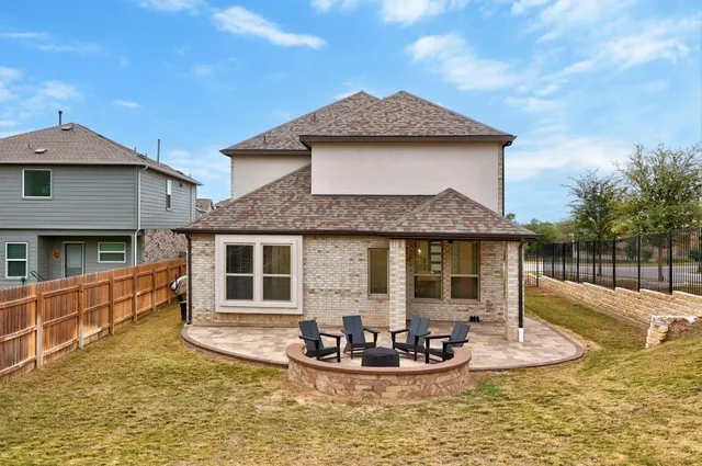 $475,000 | 8119 Prairie Rye Drive, Lago Vista, TX 78645