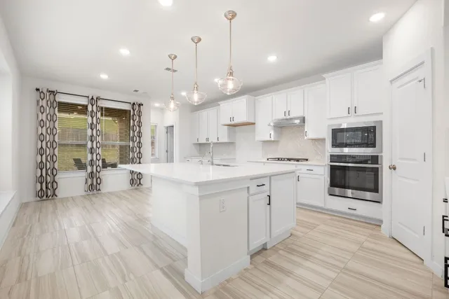 $475,000 | 8119 Prairie Rye Drive, Lago Vista, TX 78645