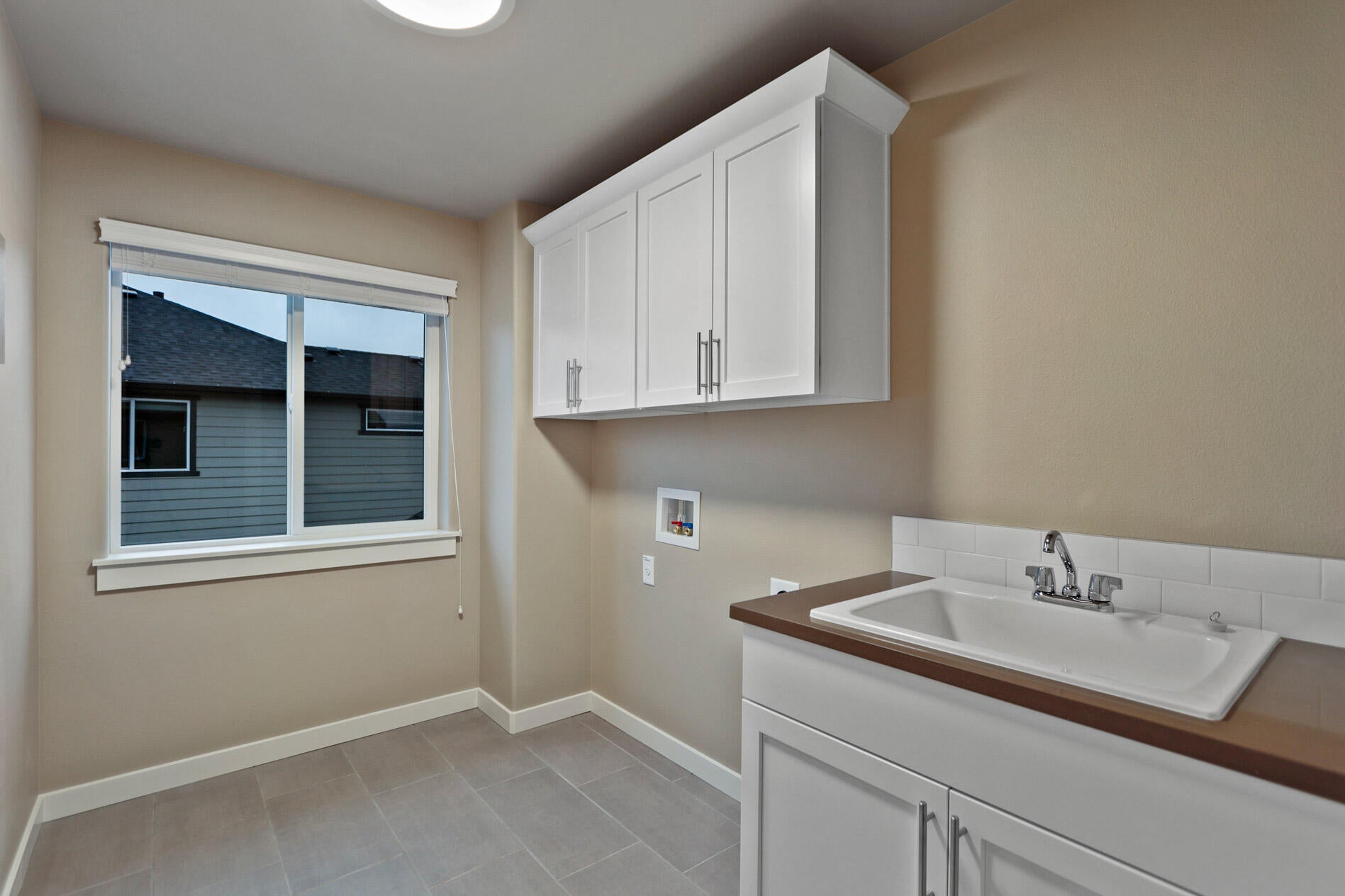 650 North Reed Street Sisters, OR 97759 - Photo 13 of 19 Talent - Laundry Room