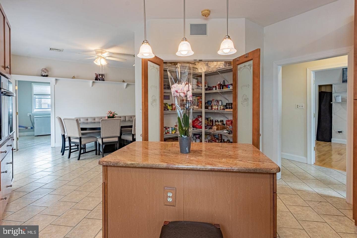 12 Trimble Boulevard Brookhaven, PA 19015 - Photo 11 of 43