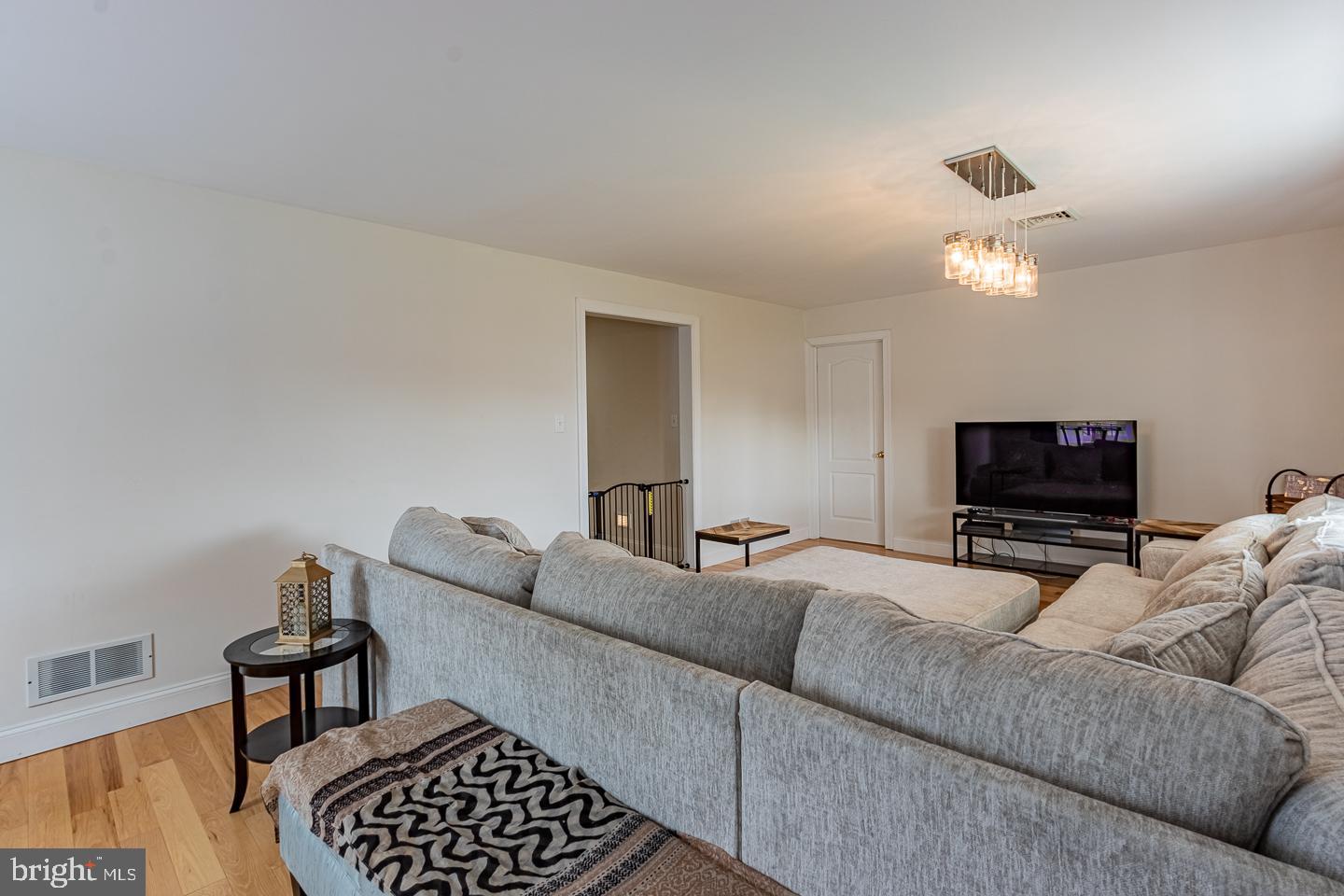 12 Trimble Boulevard Brookhaven, PA 19015 - Photo 22 of 43
