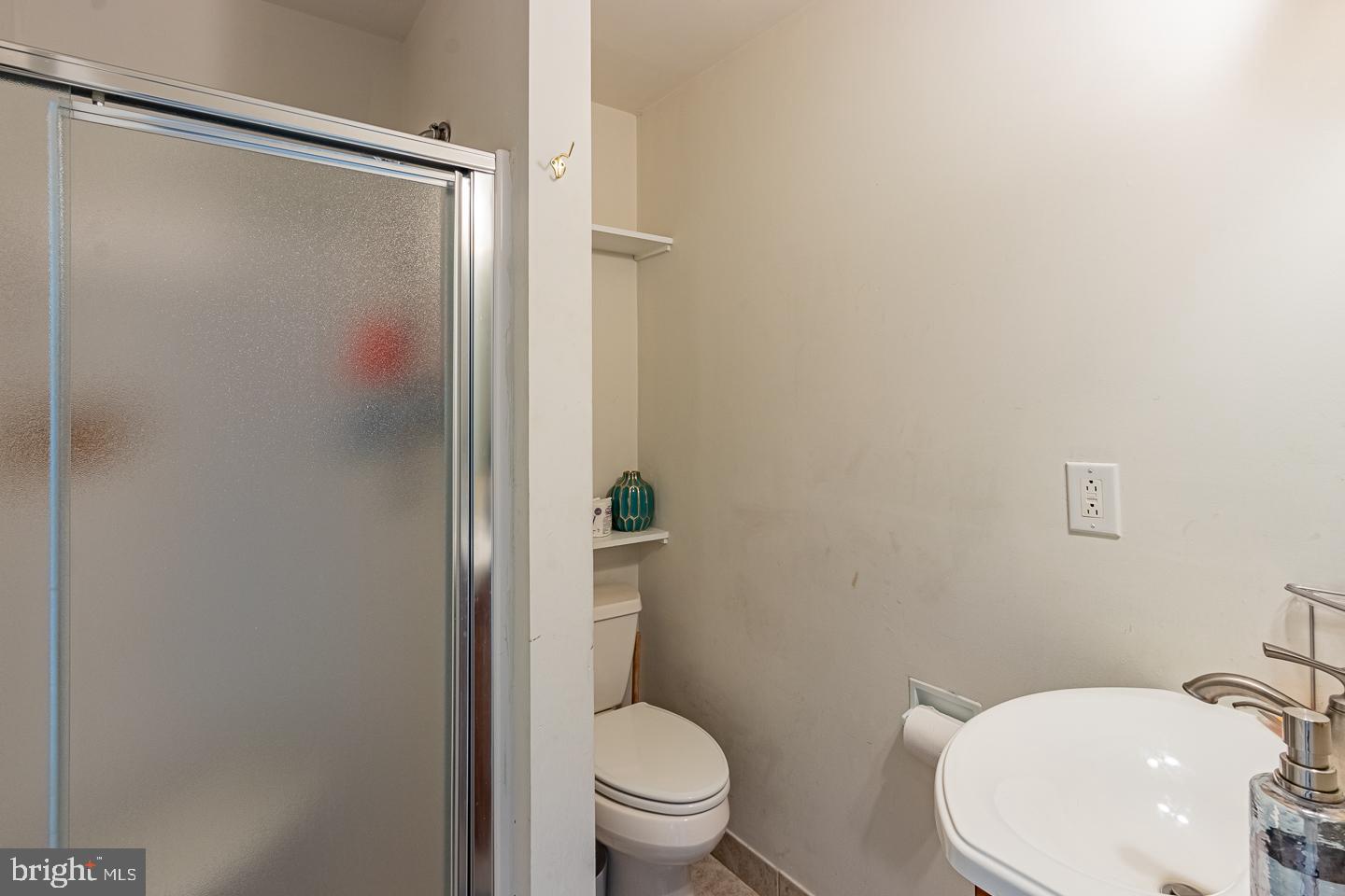 12 Trimble Boulevard Brookhaven, PA 19015 - Photo 32 of 43