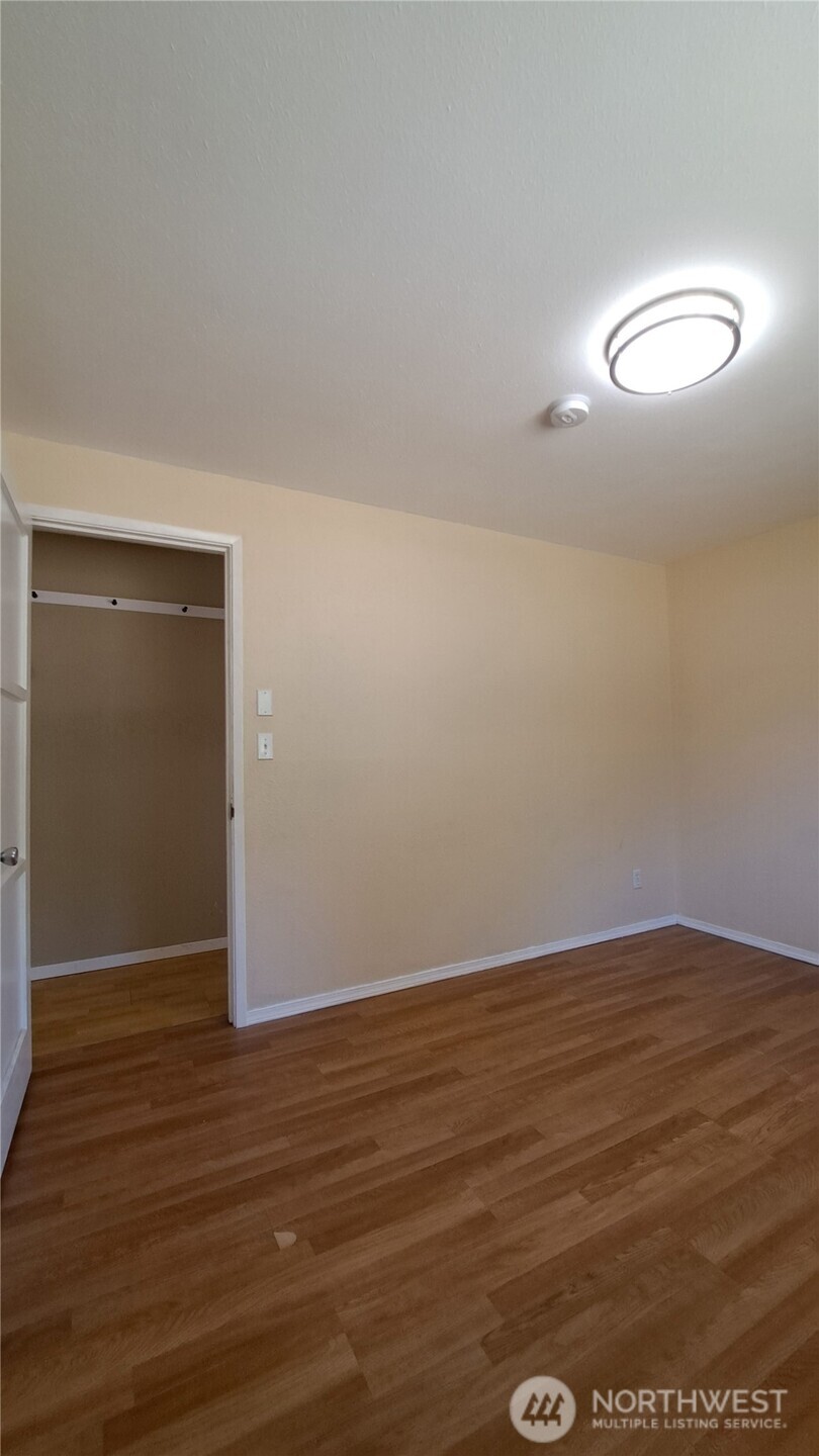 3259 Wright Avenue Bremerton, WA 98310 - Photo 11 of 25